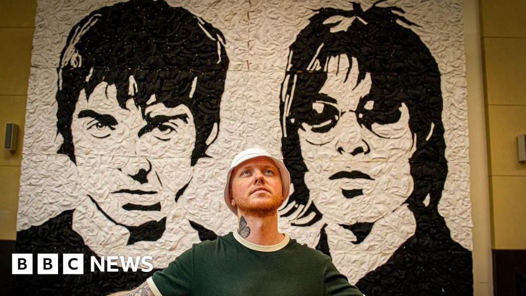 Oasis mural at St Davids: Timelapse shows 3,000 hats turned into art