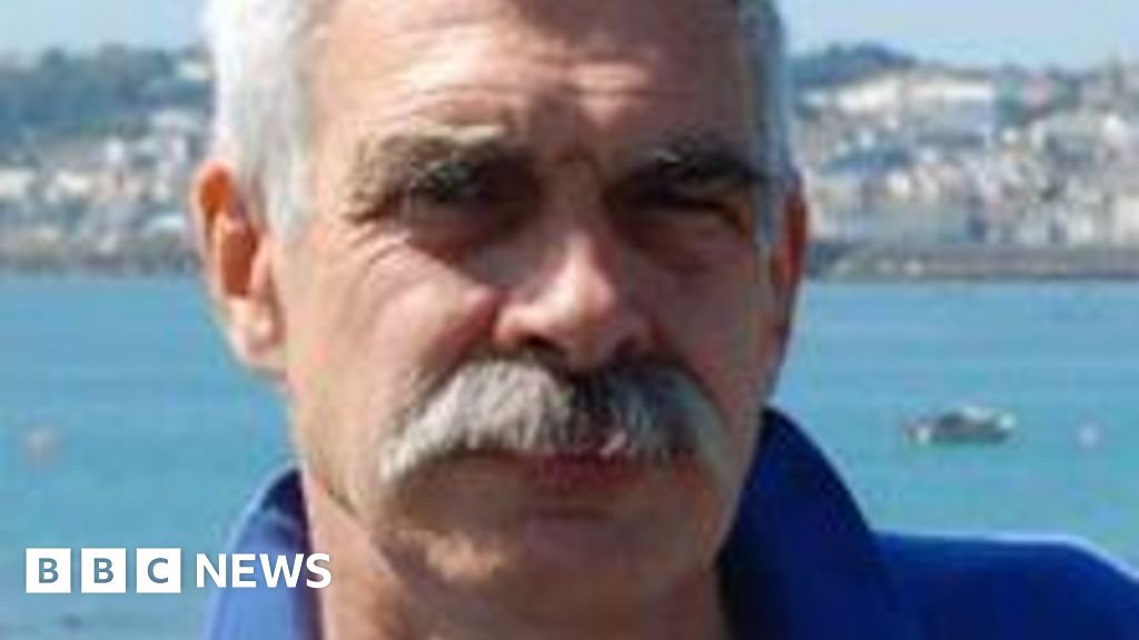 International artist Eric Snell to showcase work in Guernsey