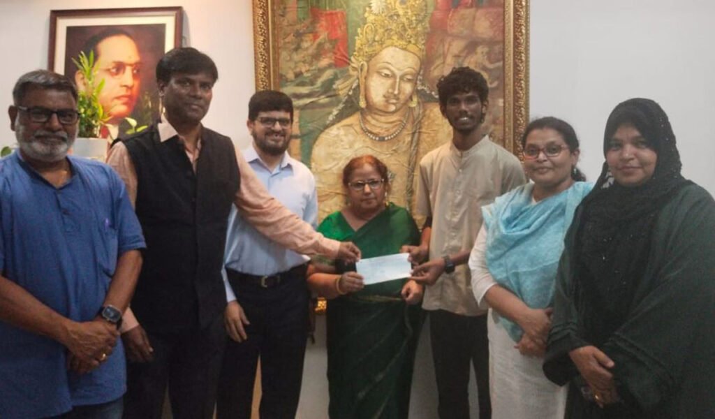 Fine arts student Nagender Vinay wins Sayeed Bin Mohammed Naqsh Portraiture Award 2025