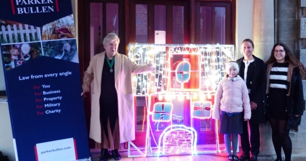 Witney Christmas Lights Switch On: young artist’s design